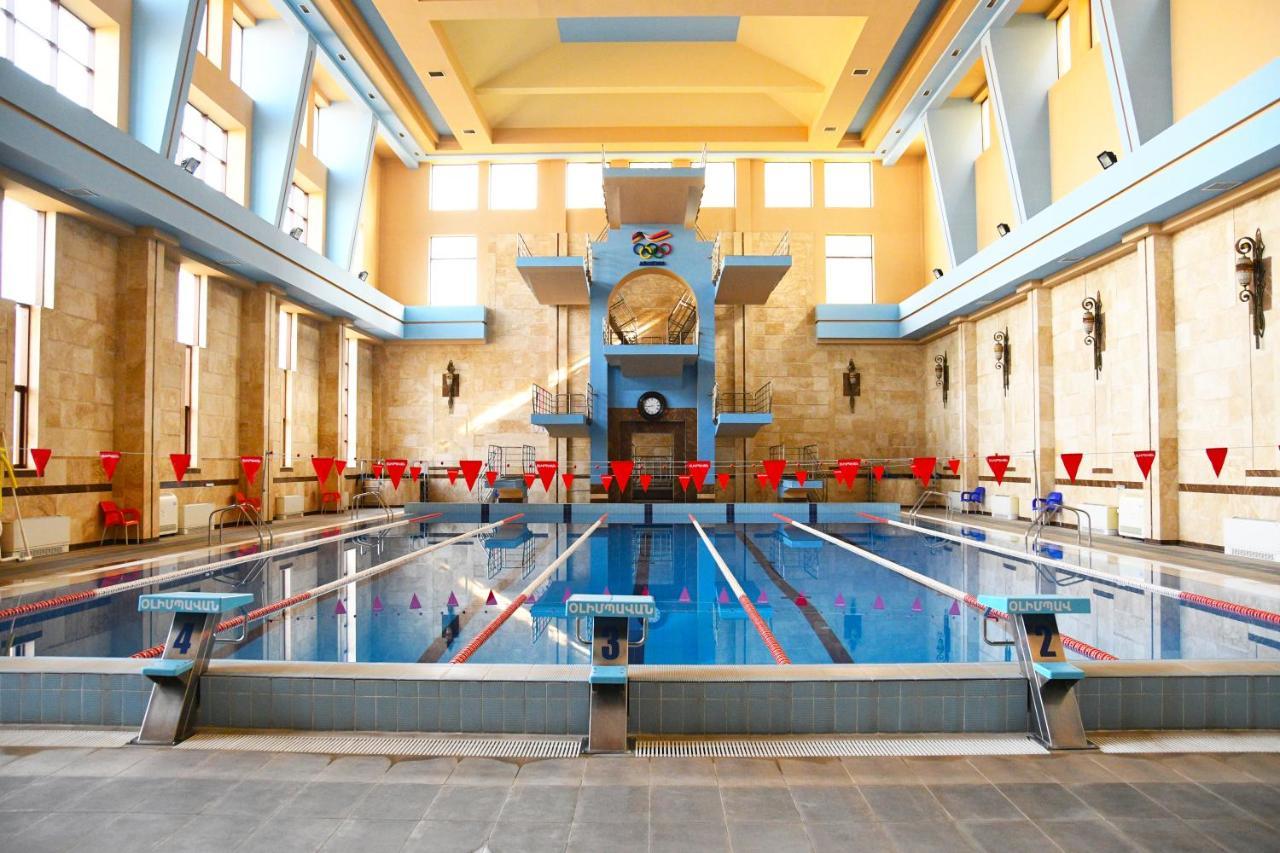 Olympavan Hotel Erévan Extérieur photo