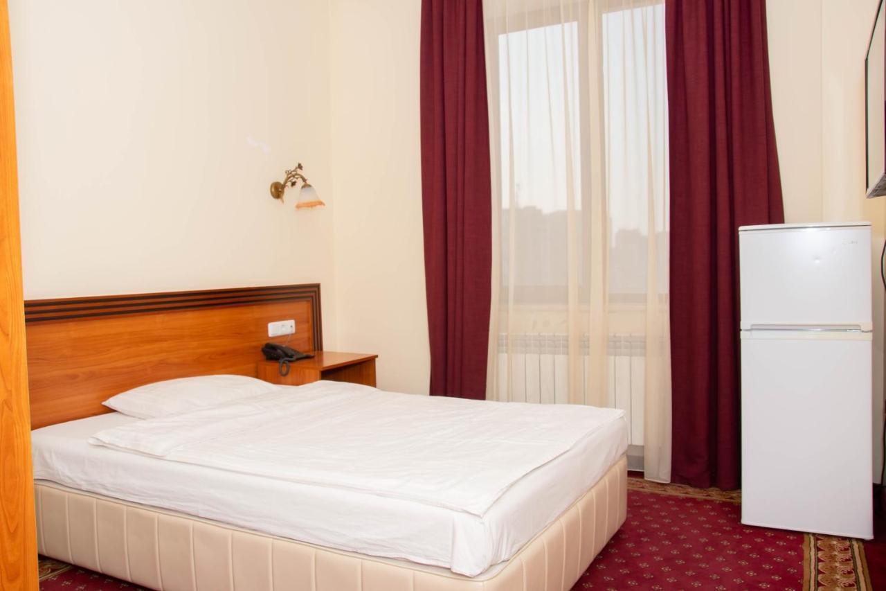 Olympavan Hotel Erévan Extérieur photo