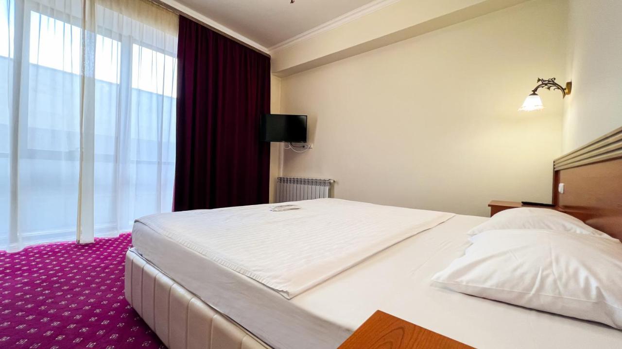 Olympavan Hotel Erévan Extérieur photo