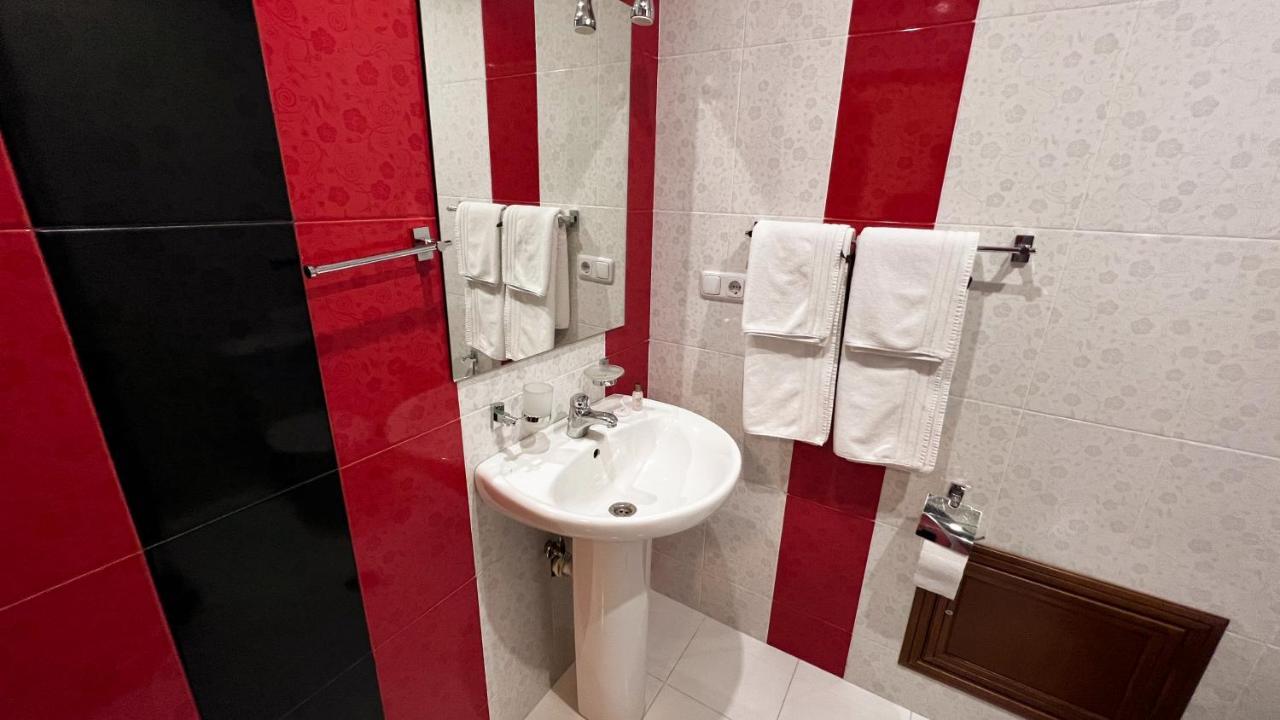 Olympavan Hotel Erévan Extérieur photo