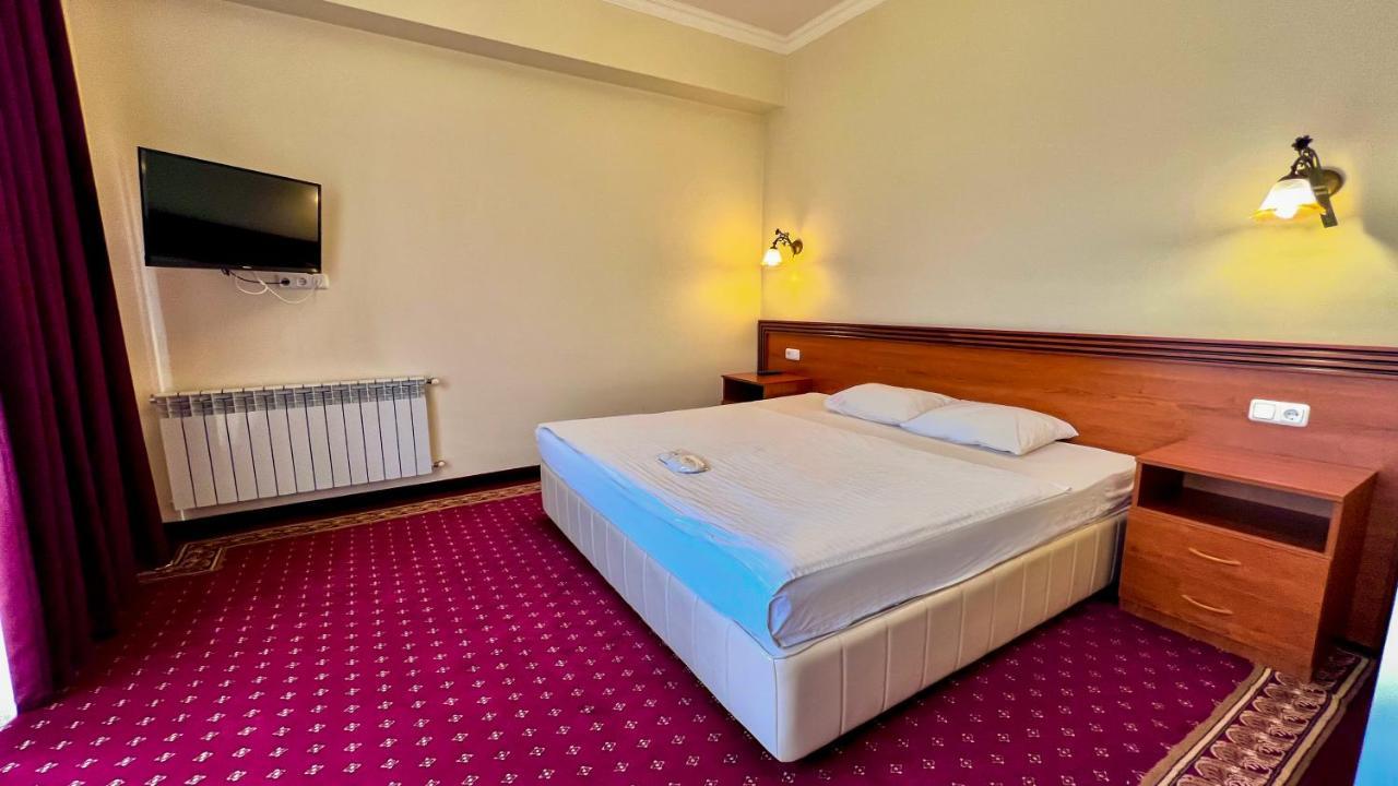 Olympavan Hotel Erévan Extérieur photo